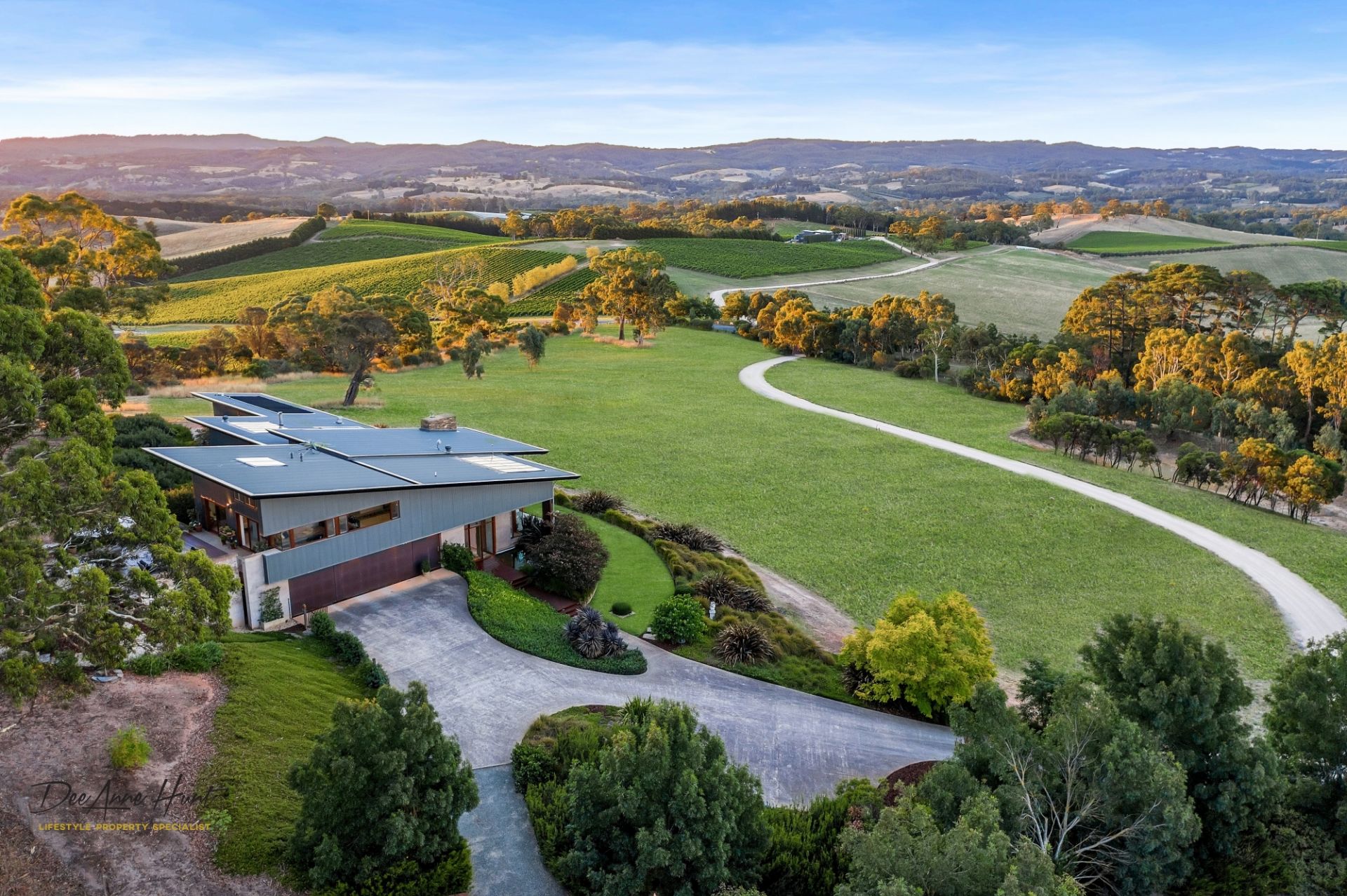 10 Ravenswood Lane, Balhannah Williams Real Estate