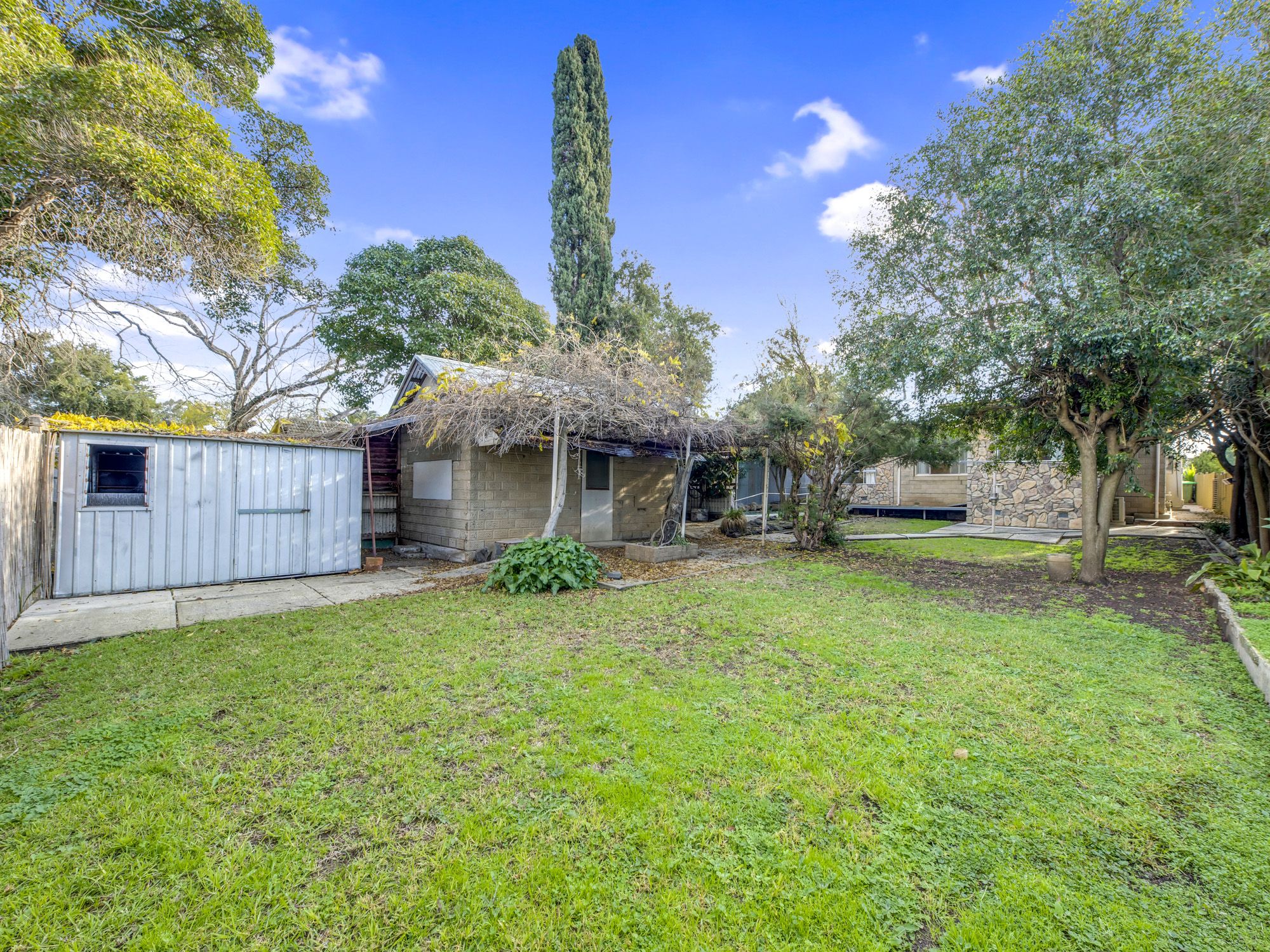 Real Estate For Sale 240 Honour Avenue Corowa , NSW