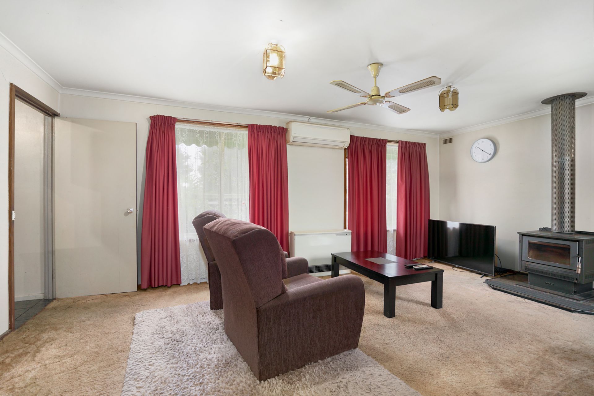 1 Cedar Court, Wendouree Ballarat Real Estate Pty Ltd