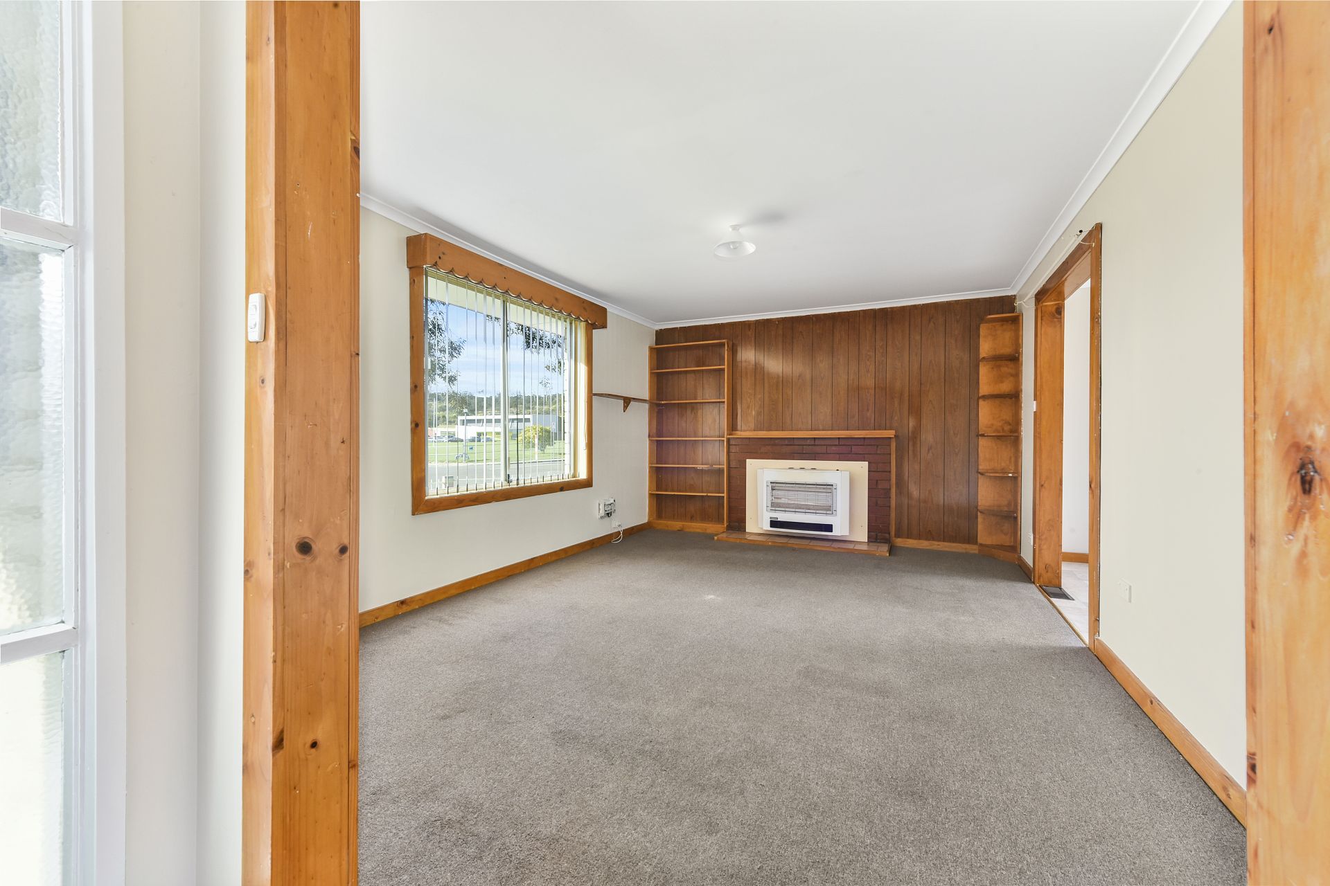 10 Prossers Forest Road, RAVENSWOOD Living Here Launceston