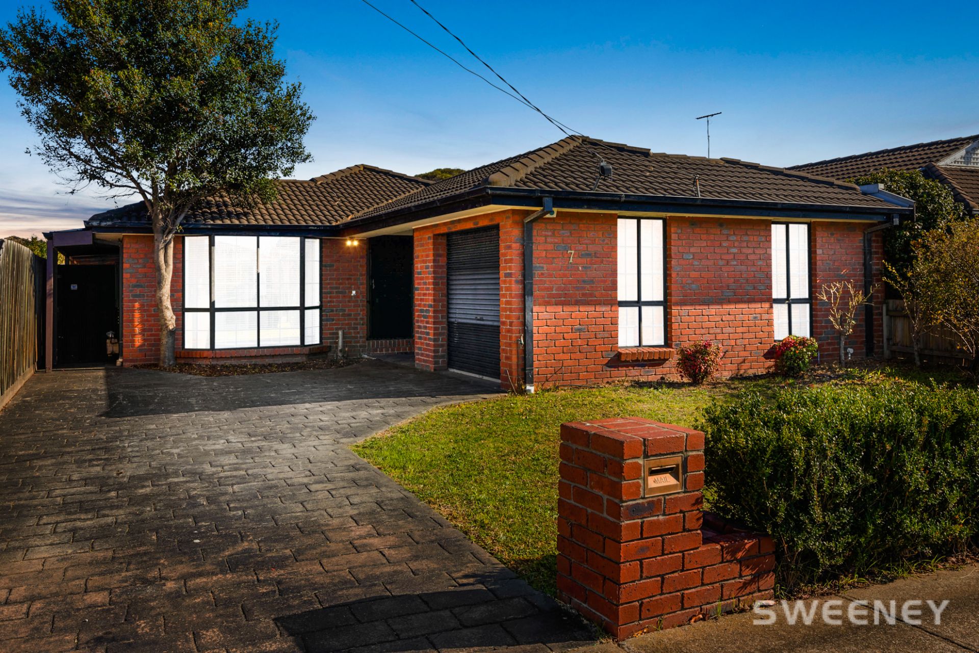 7 Mildenhall Court, ALTONA MEADOWS Sweeney Estate Agents