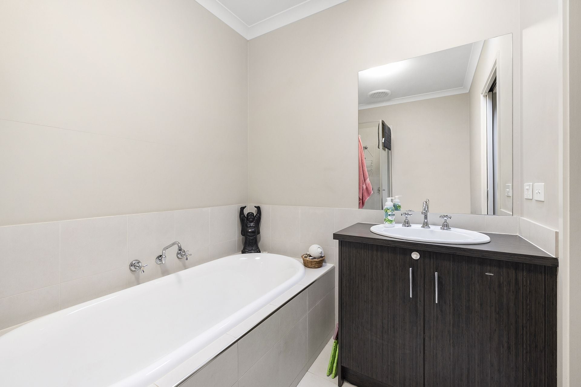 53 Lawrie Drive, Alfredton Ballarat Real Estate Pty Ltd