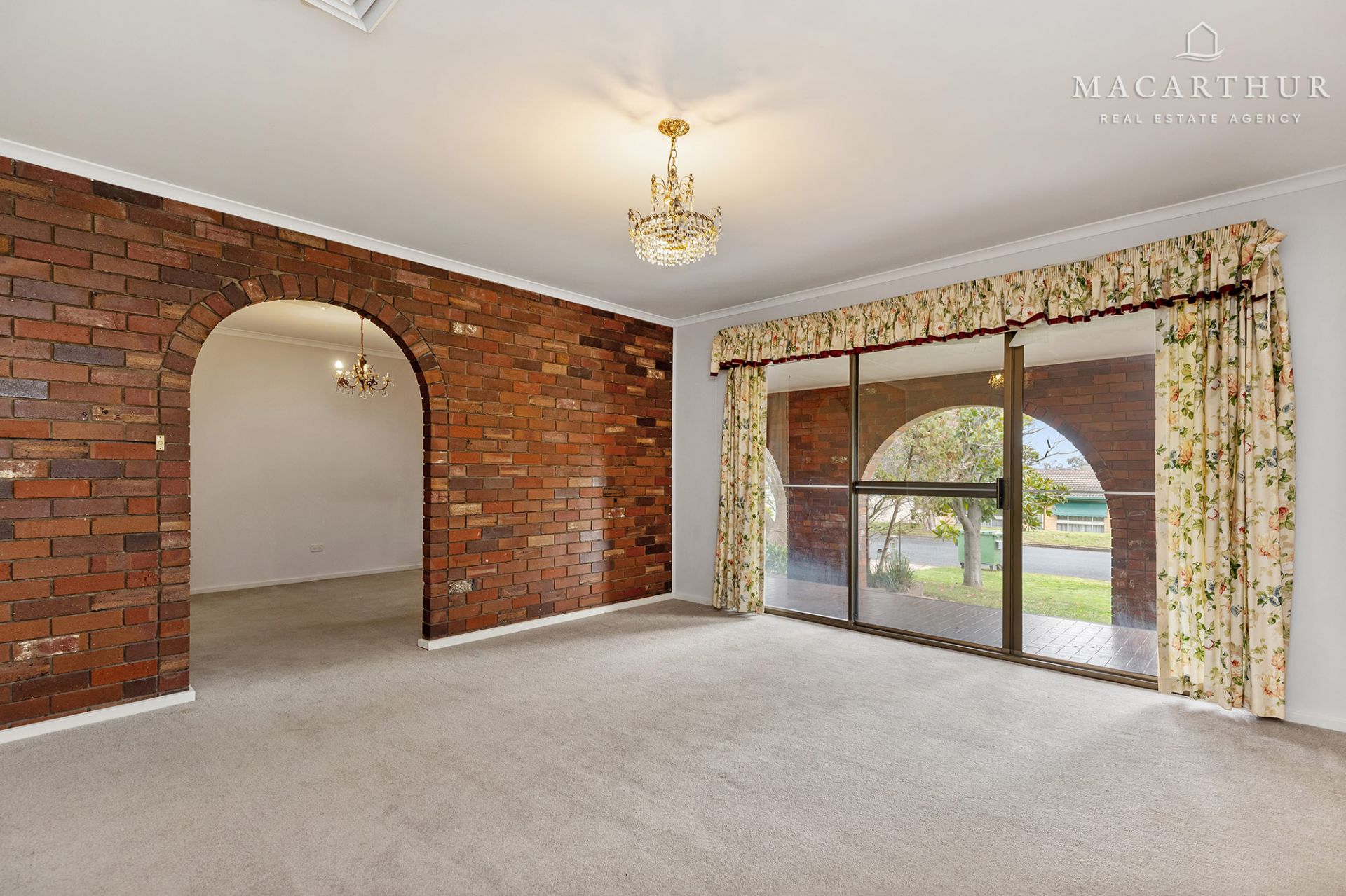 33 Mallory Street, Ashmont Macarthur Real Estate Agency