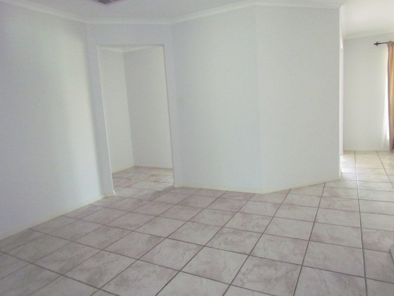 Sold property 364950 for 5 Lumsden Court Evanston Park , SA 5116