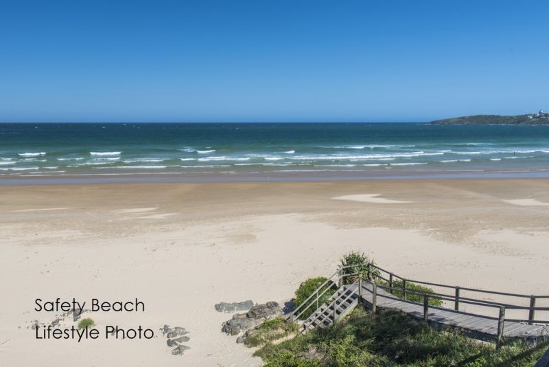 Real Estate For Sale 63 Admiralty Drive Safety Beach , NSW