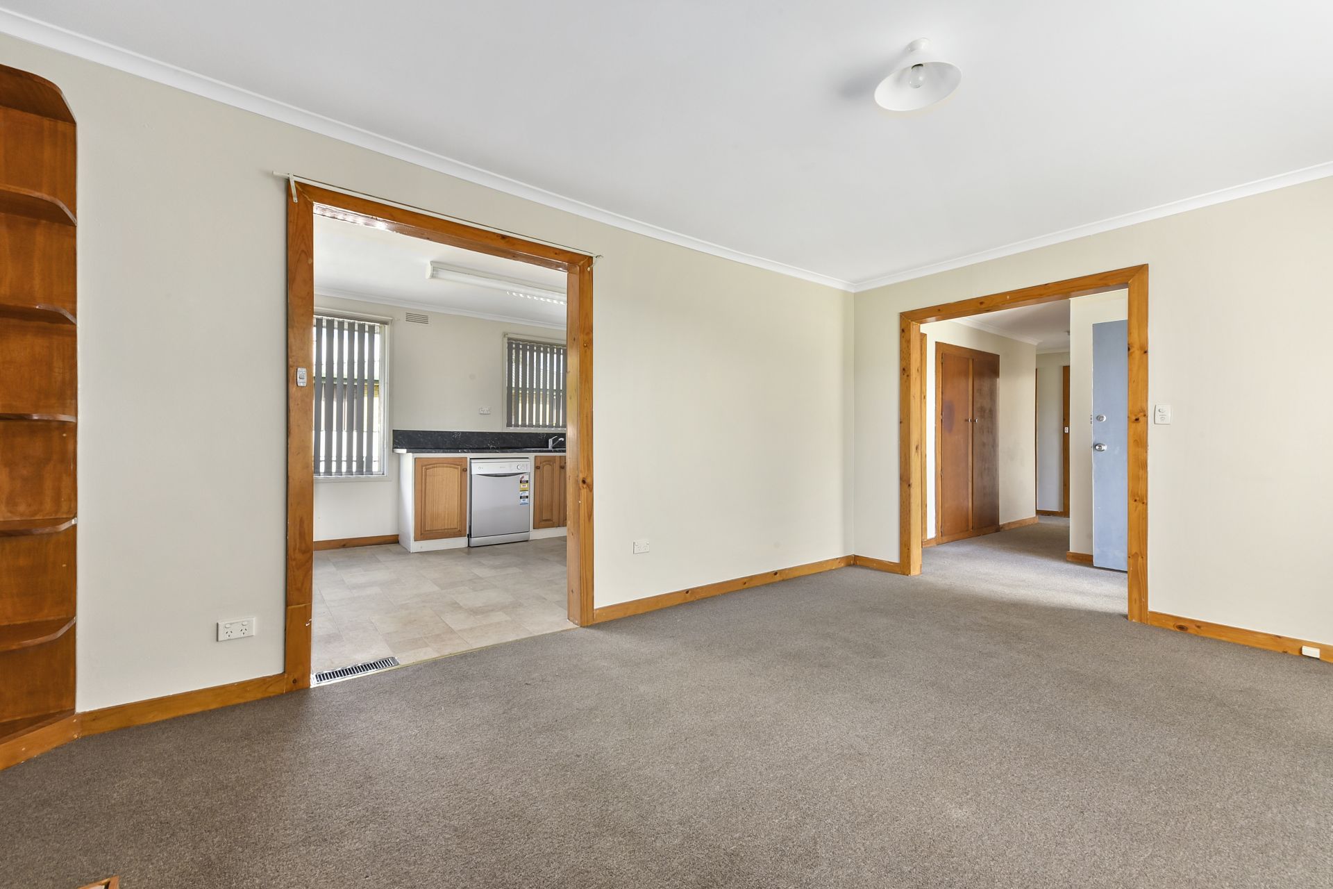 10 Prossers Forest Road, RAVENSWOOD Living Here Launceston