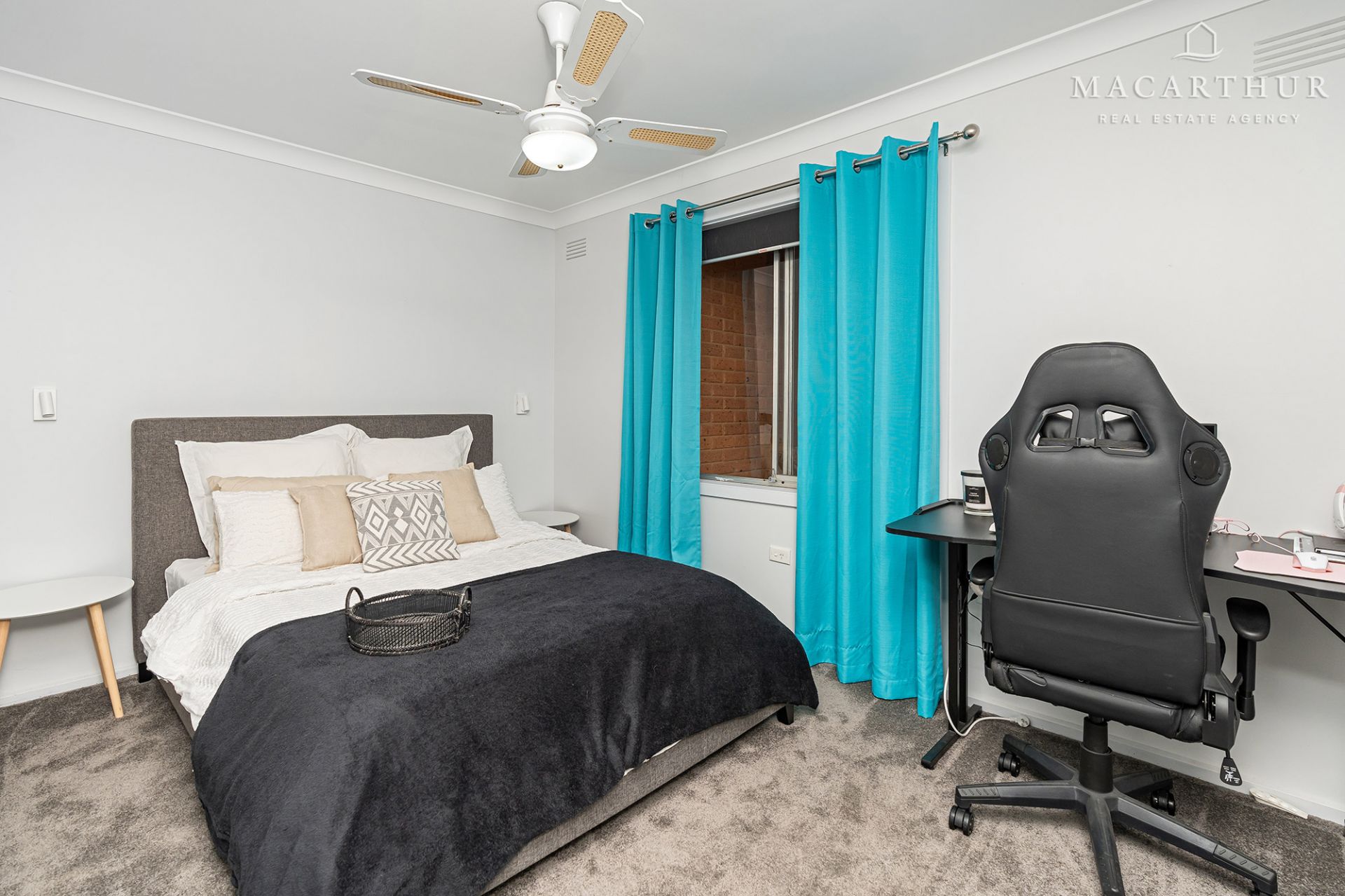 40 Temerloh Avenue, Tolland Macarthur Real Estate Agency