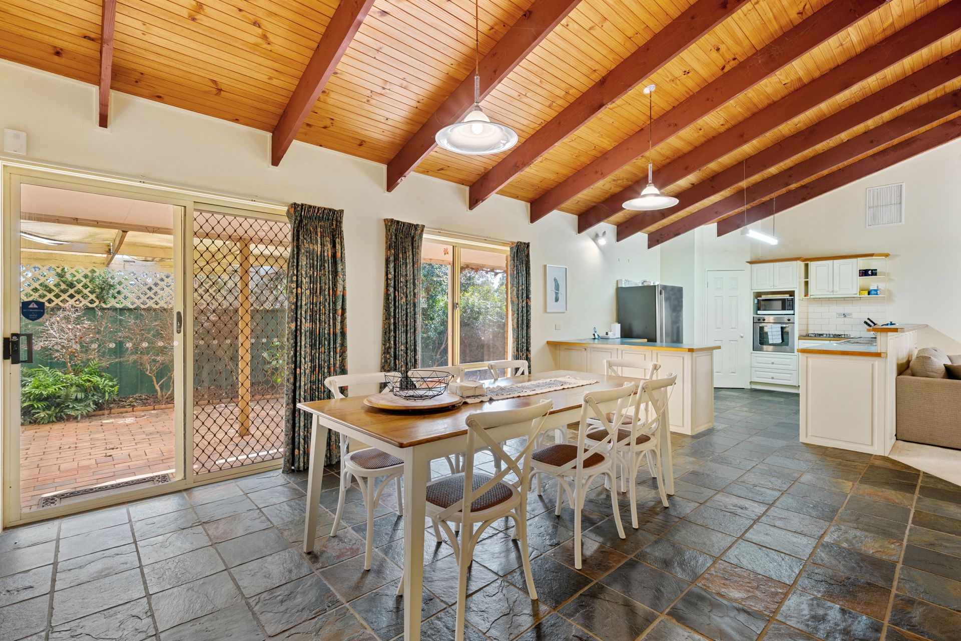 101 Carolyn Way, Maiden Gully Bendigo Ballarat Real Estate Pty Ltd