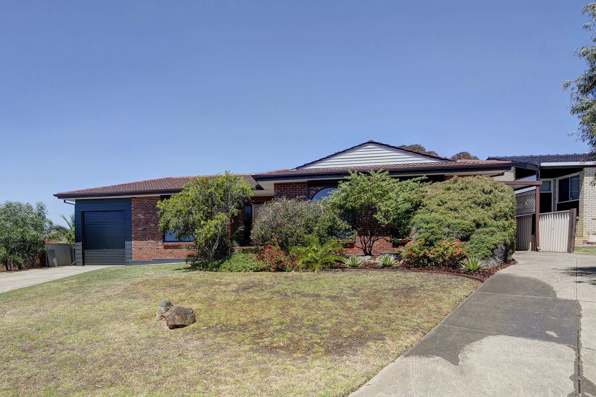 Real Estate For Sale 6 Intrepid Crescent Hallett Cove , SA