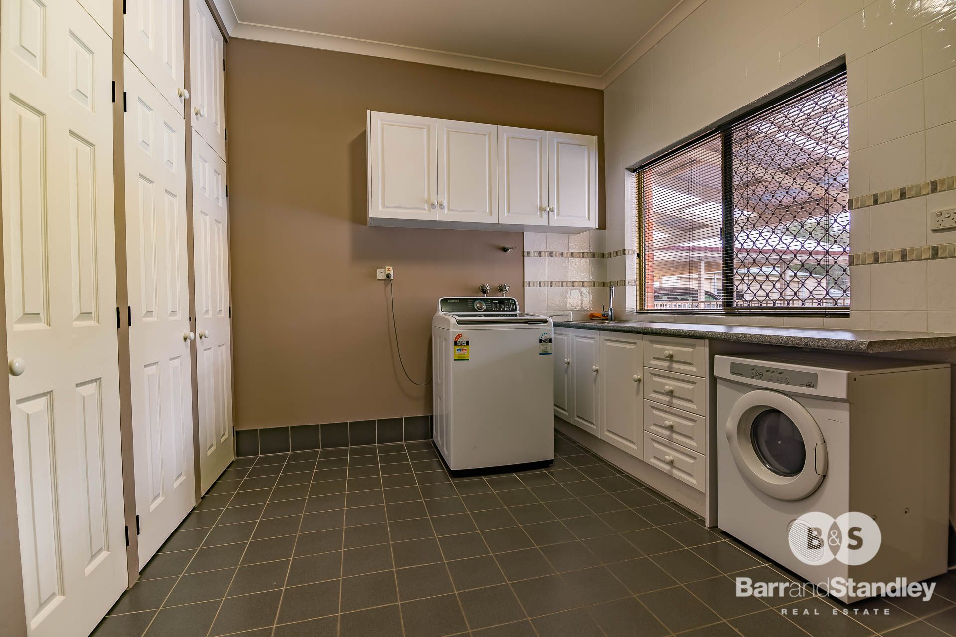 16 Knapp Drive Leschenault , WA