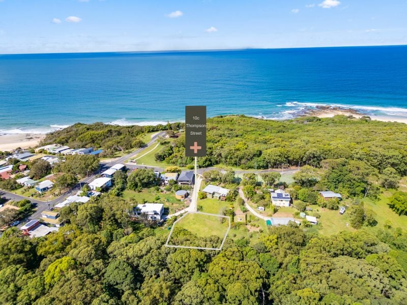 Real Estate For Sale 10c Thompson Street Valla Beach , NSW