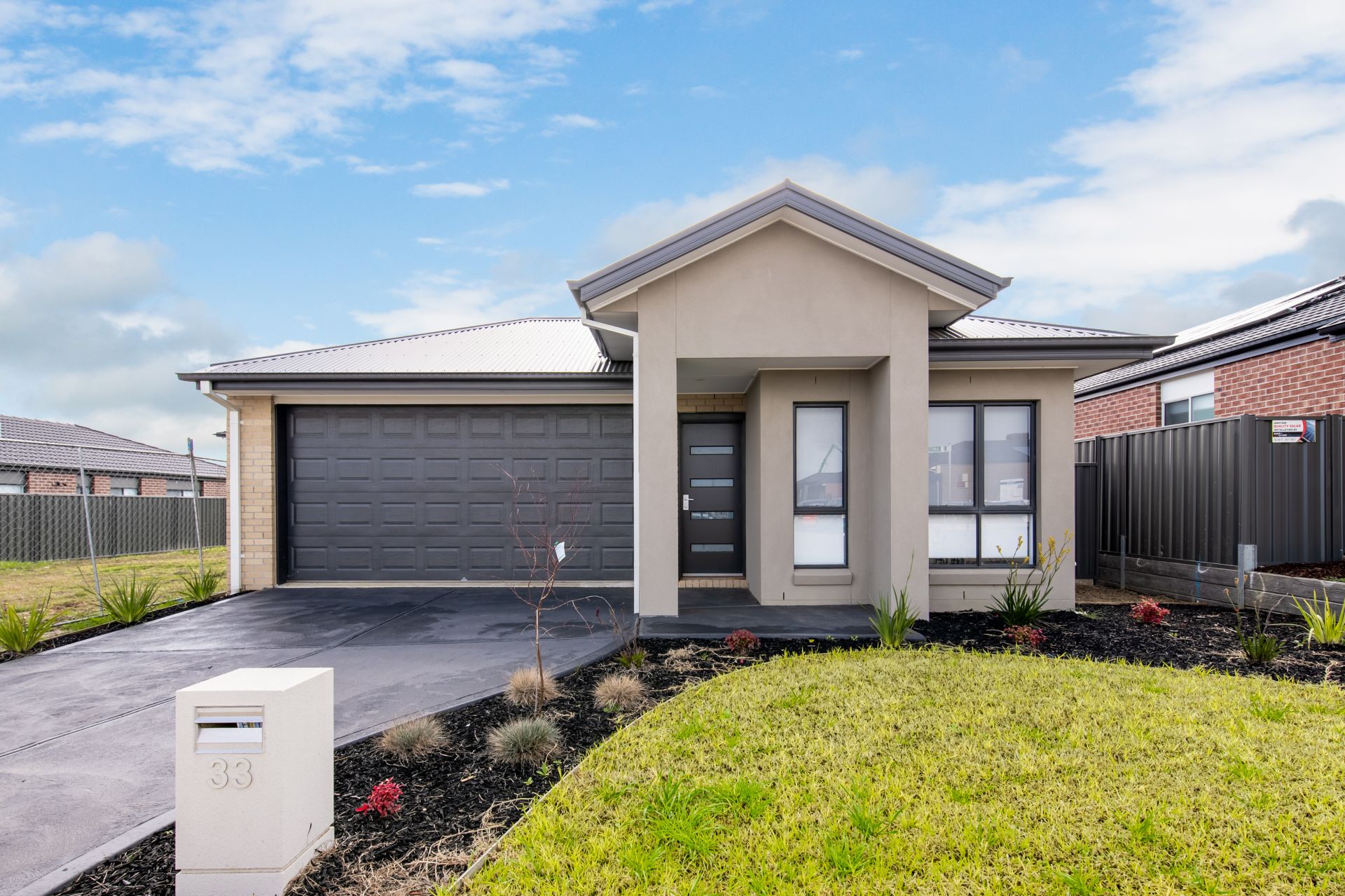 33 Amesbury Way, Clyde North OBrien Real Estate