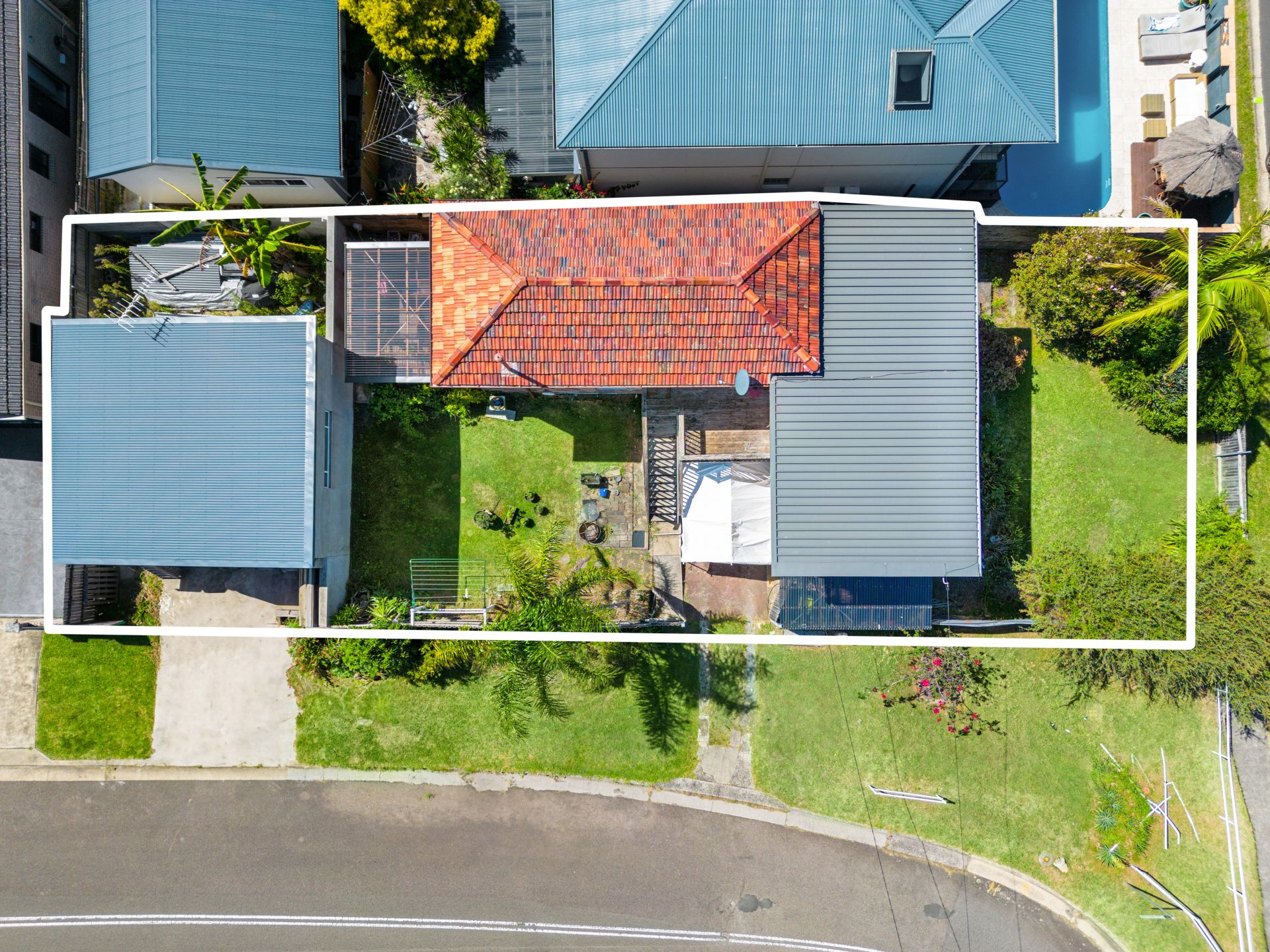 Real Estate For Sale 130 Warringah Road Narraweena , NSW