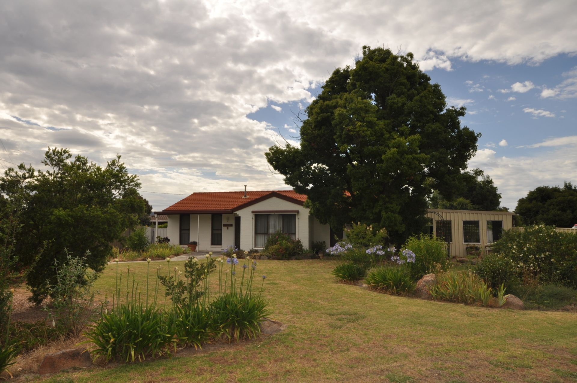 2 Bowler Street, Holbrook Kane Real Estate