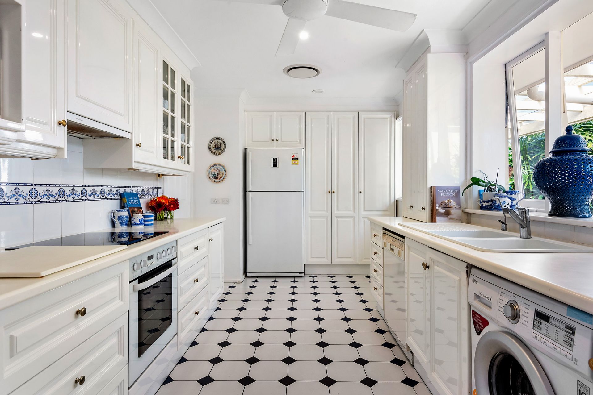 Real Estate For Sale 31 Avenue Mona Vale , NSW