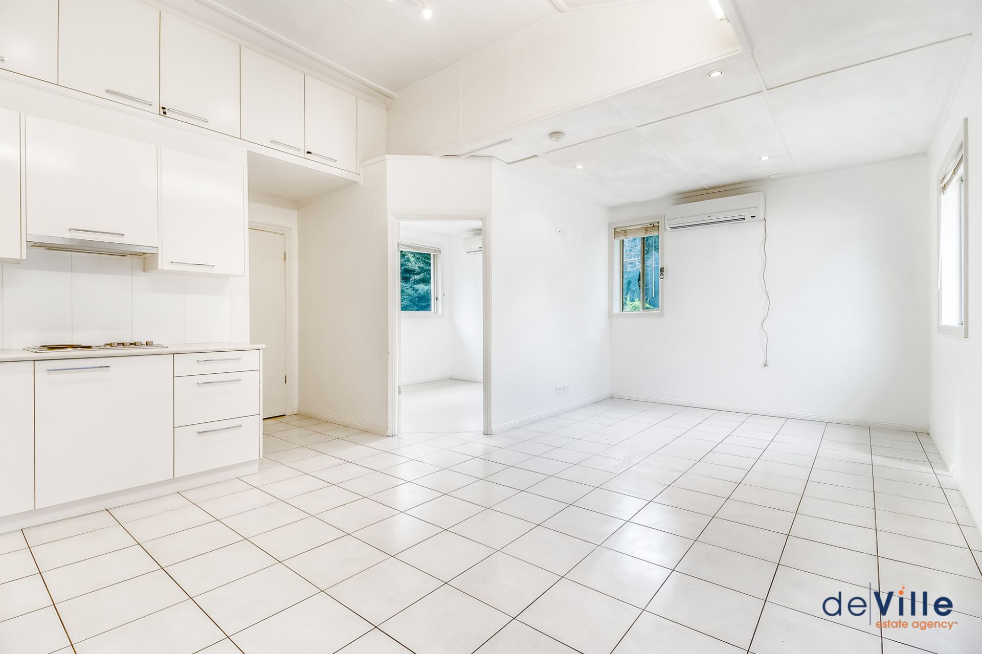 Castle Hill deVille Estate Agency