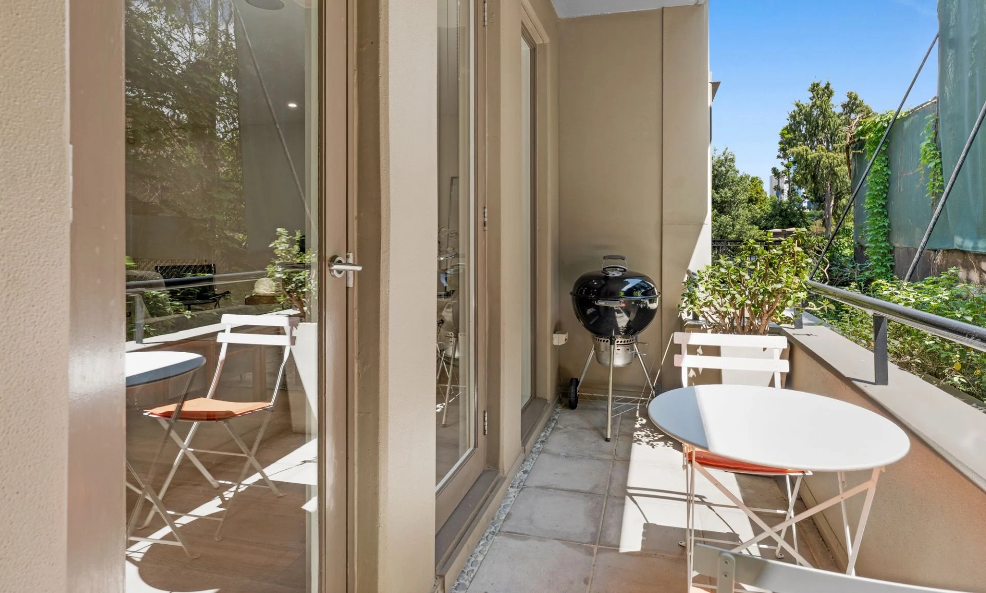 Kay & Burton 2/122 Anderson Street, South Yarra