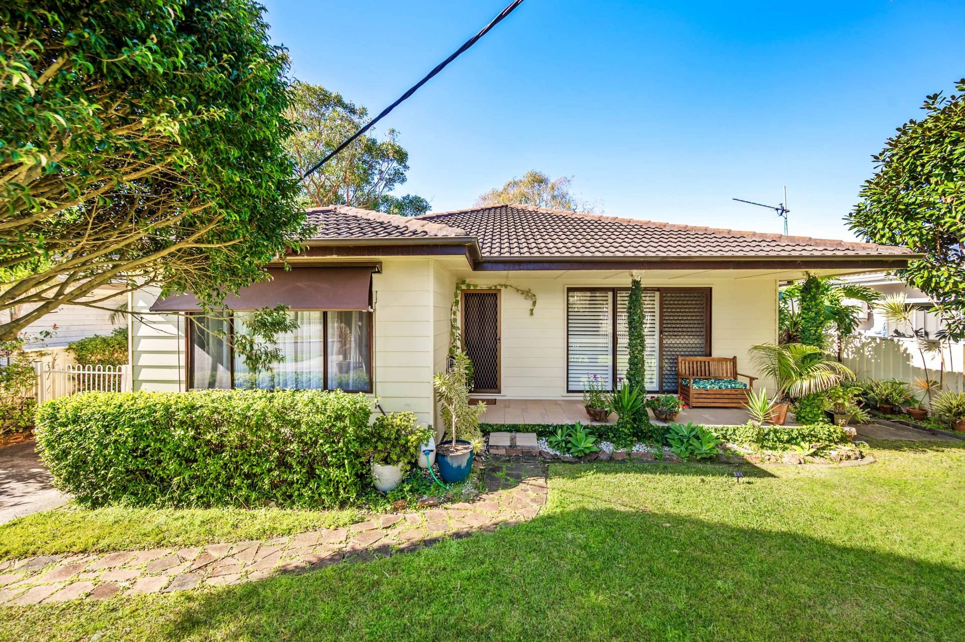 105 Park Avenue, Caves Beach 3Realty Lake Macquarie