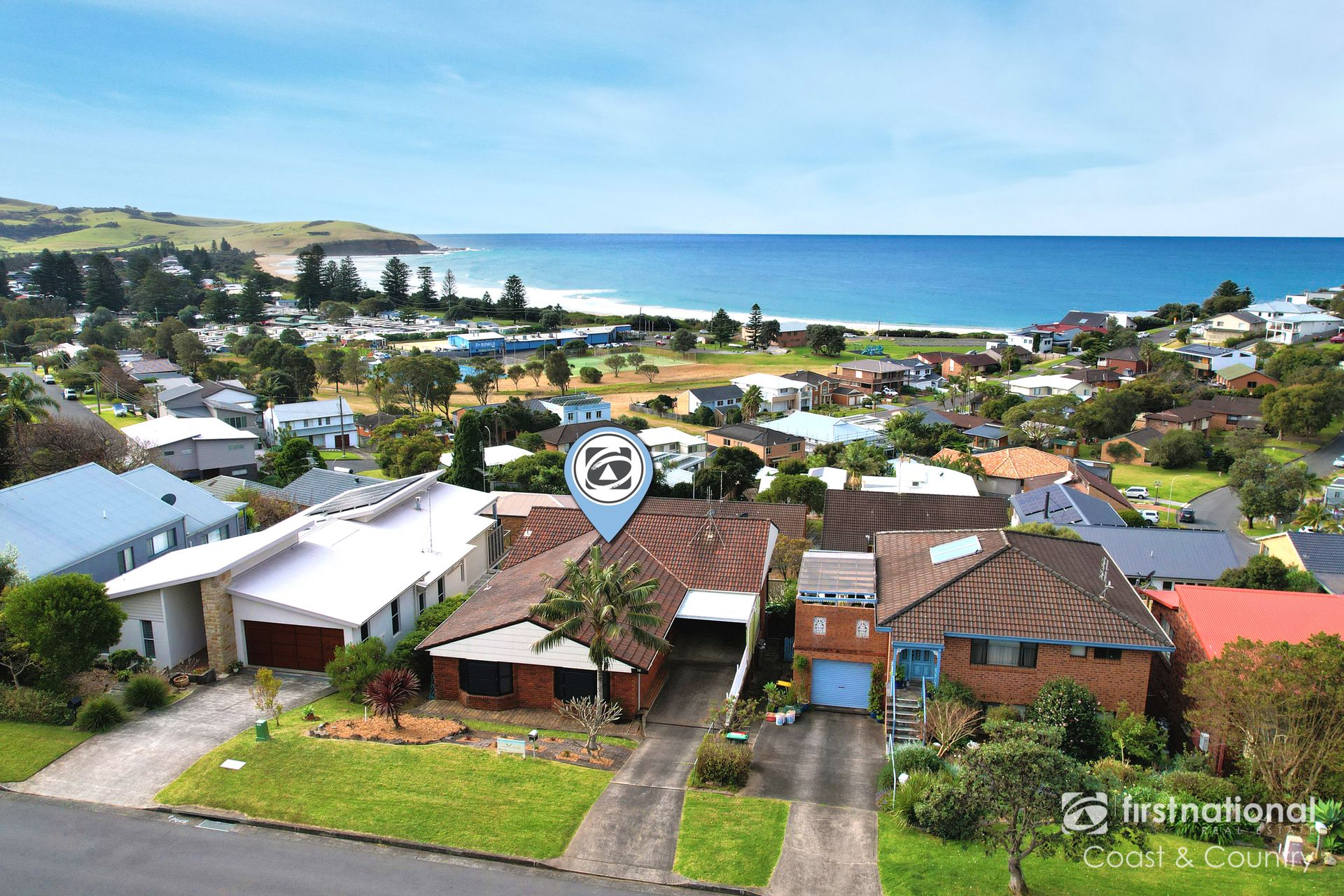 16 Armstrong Avenue, Gerringong First National Coast & Country Real