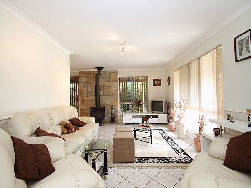 Real Estate For Sale 210 Andrew Road Greenbank , QLD