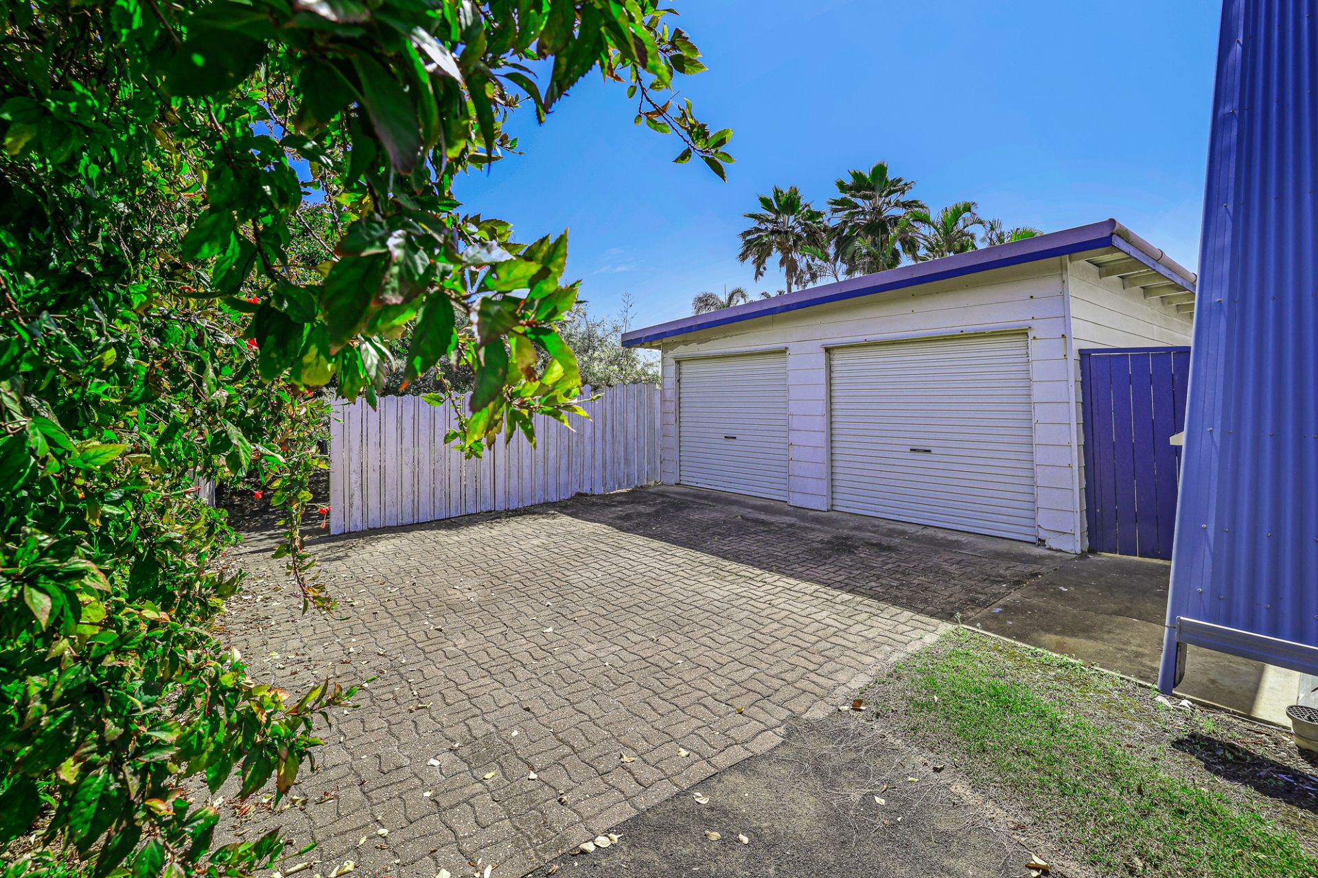 12 Esplanade, ELLIOTT HEADS Four Walls Realty