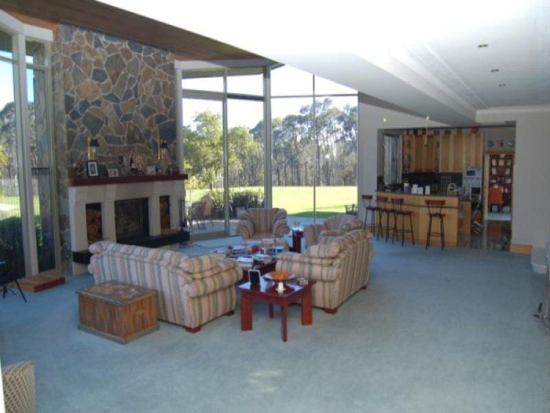 Real Estate For Sale 193 Plenty Valley Rise Eden Park , VIC