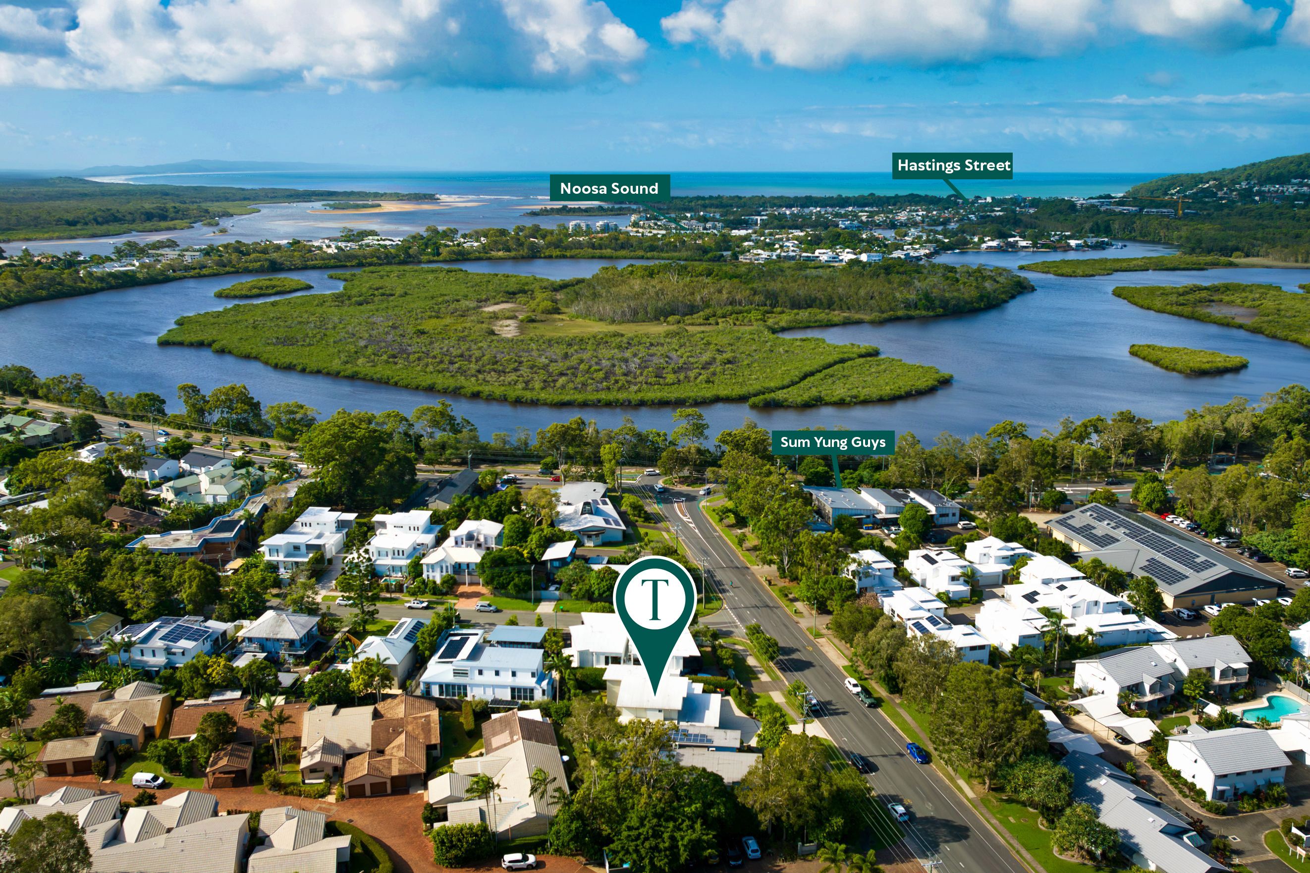 Real Estate For Sale 2/9 Lake Weyba Drive Noosaville , QLD