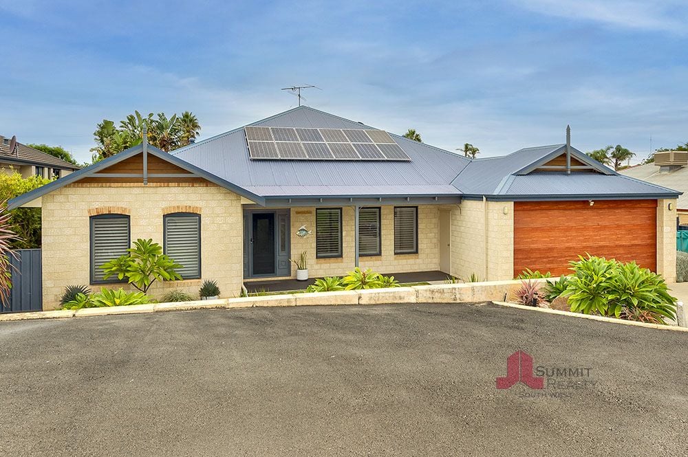 Real Estate For Sale 4 Pioneer Street Binningup , WA