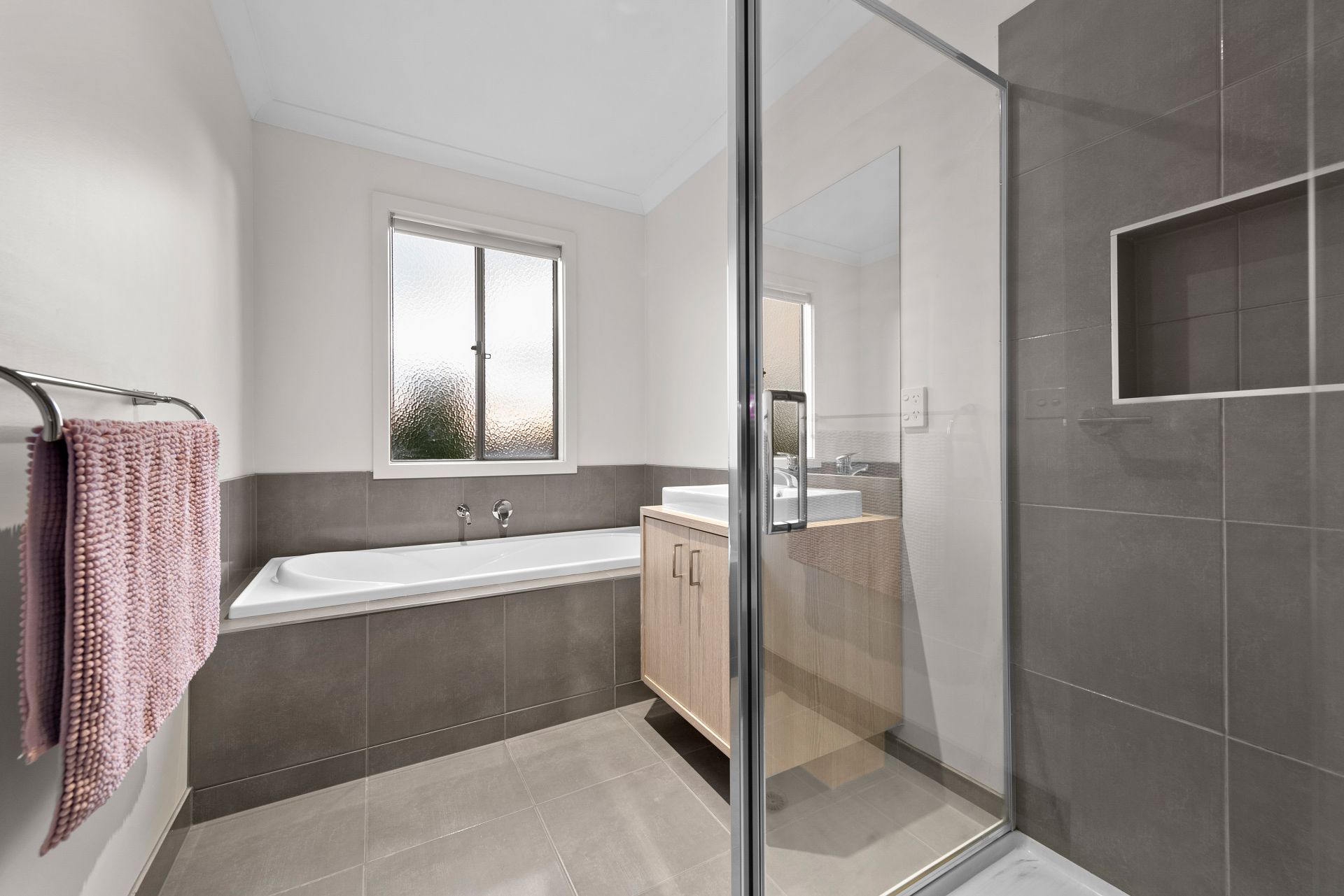 61 Fiorelli Boulevard, Cranbourne East OBrien Real Estate