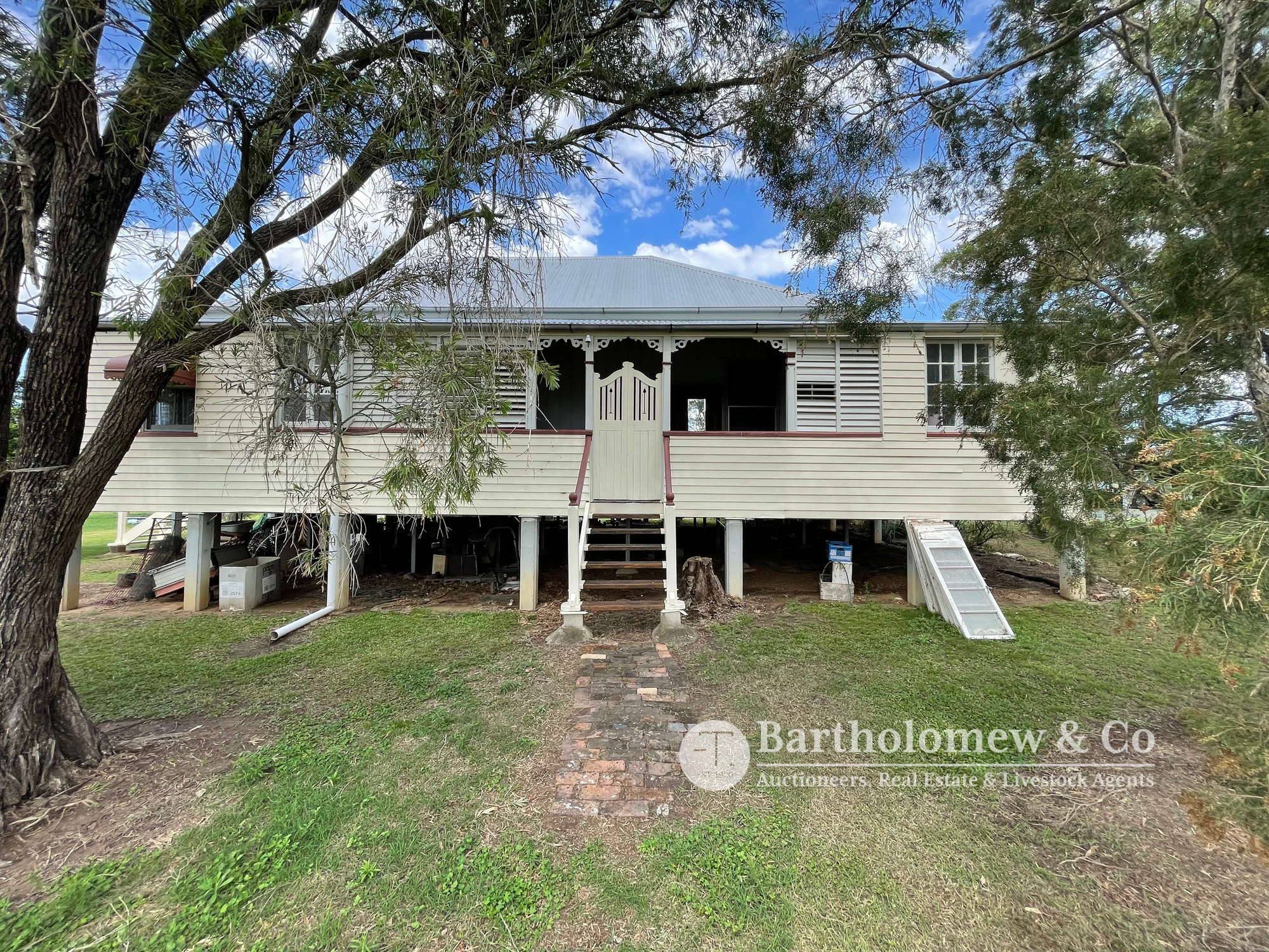 Real Estate For Sale 1416 Middle Road Peak Crossing , QLD