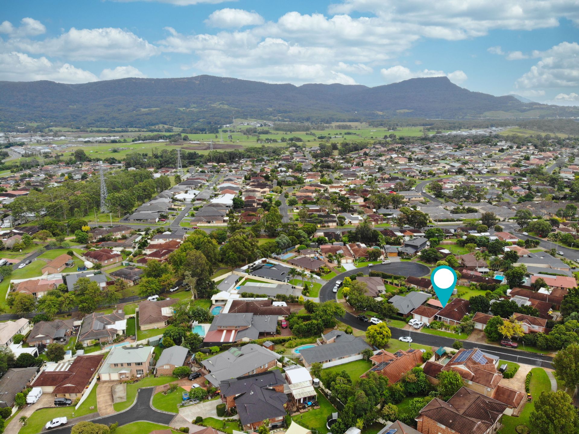 Real Estate For Sale 4 Bovard Court Horsley , NSW