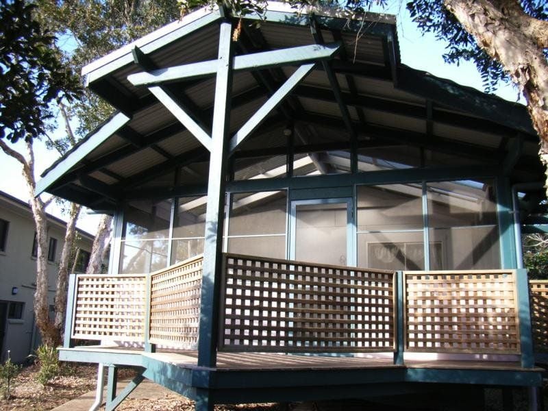 Real Estate For Lease 9 Rowley Street Mylestom , NSW