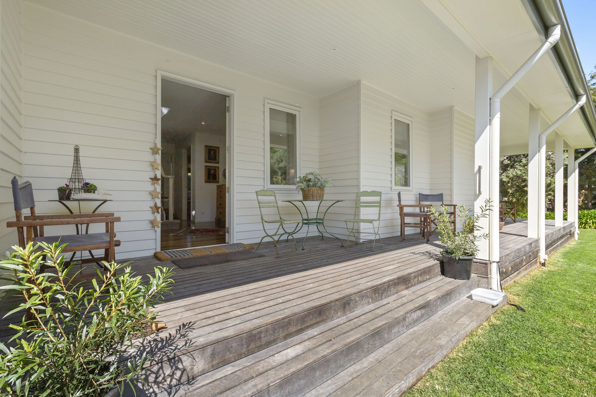 Kay & Burton 36 Spray Street, Merricks Beach