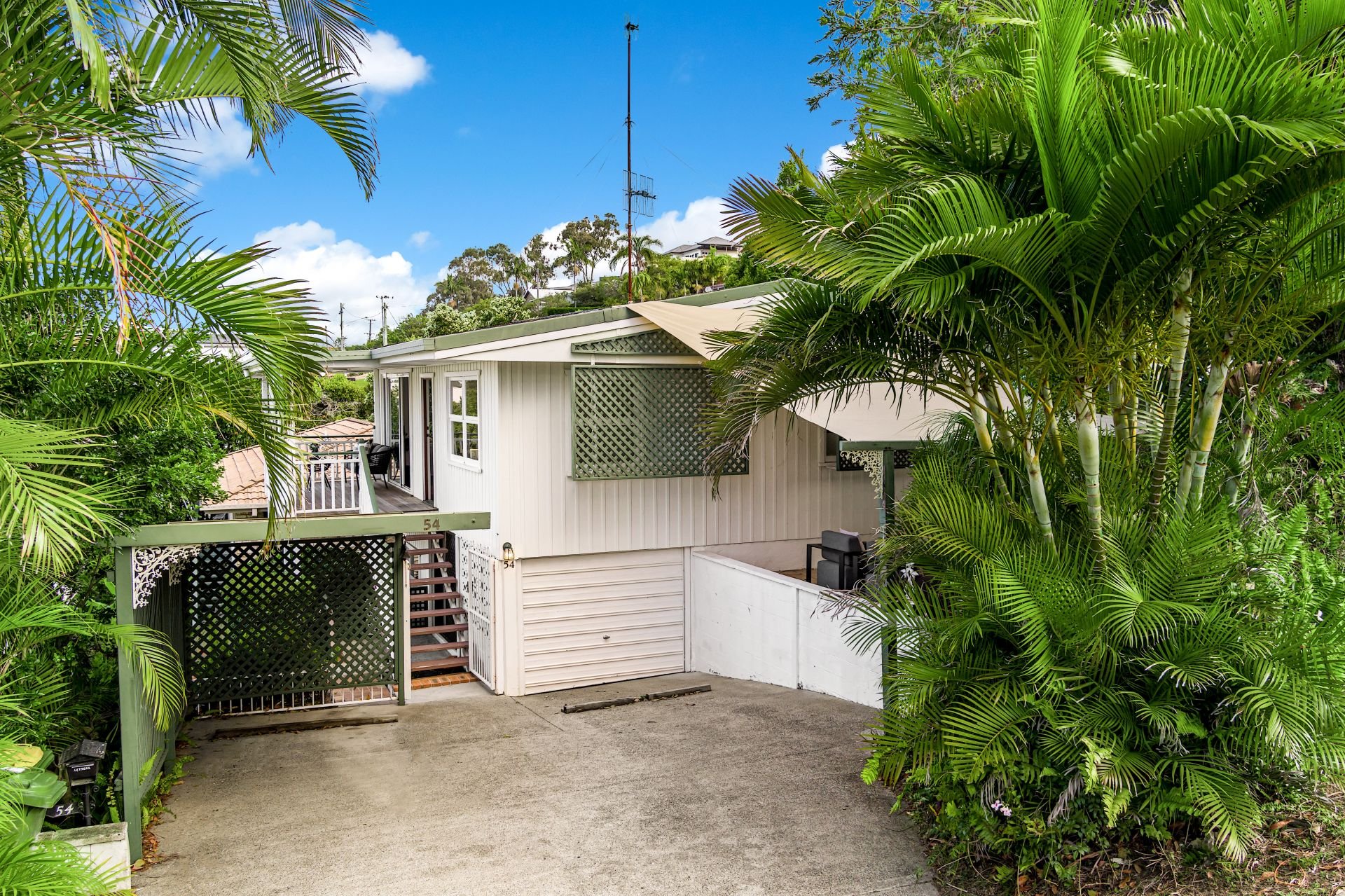 1/27 Biby Street, Tugun Sophie Carter Exclusive Properties