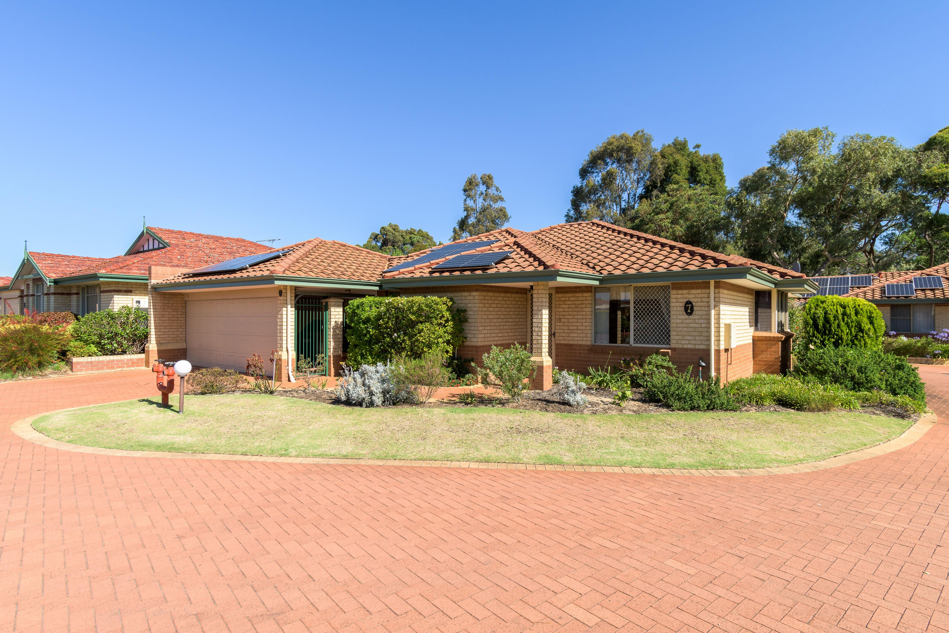 Real Estate For Sale 7/8 Heron Place Maddington , WA