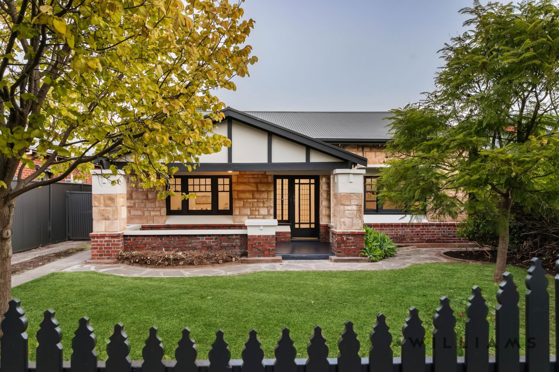 10 Elmo Avenue, Westbourne Park Williams Real Estate