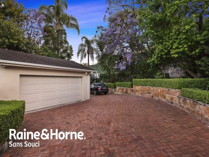 Real Estate For Sale 14 Gnarbo Avenue Carss Park , NSW