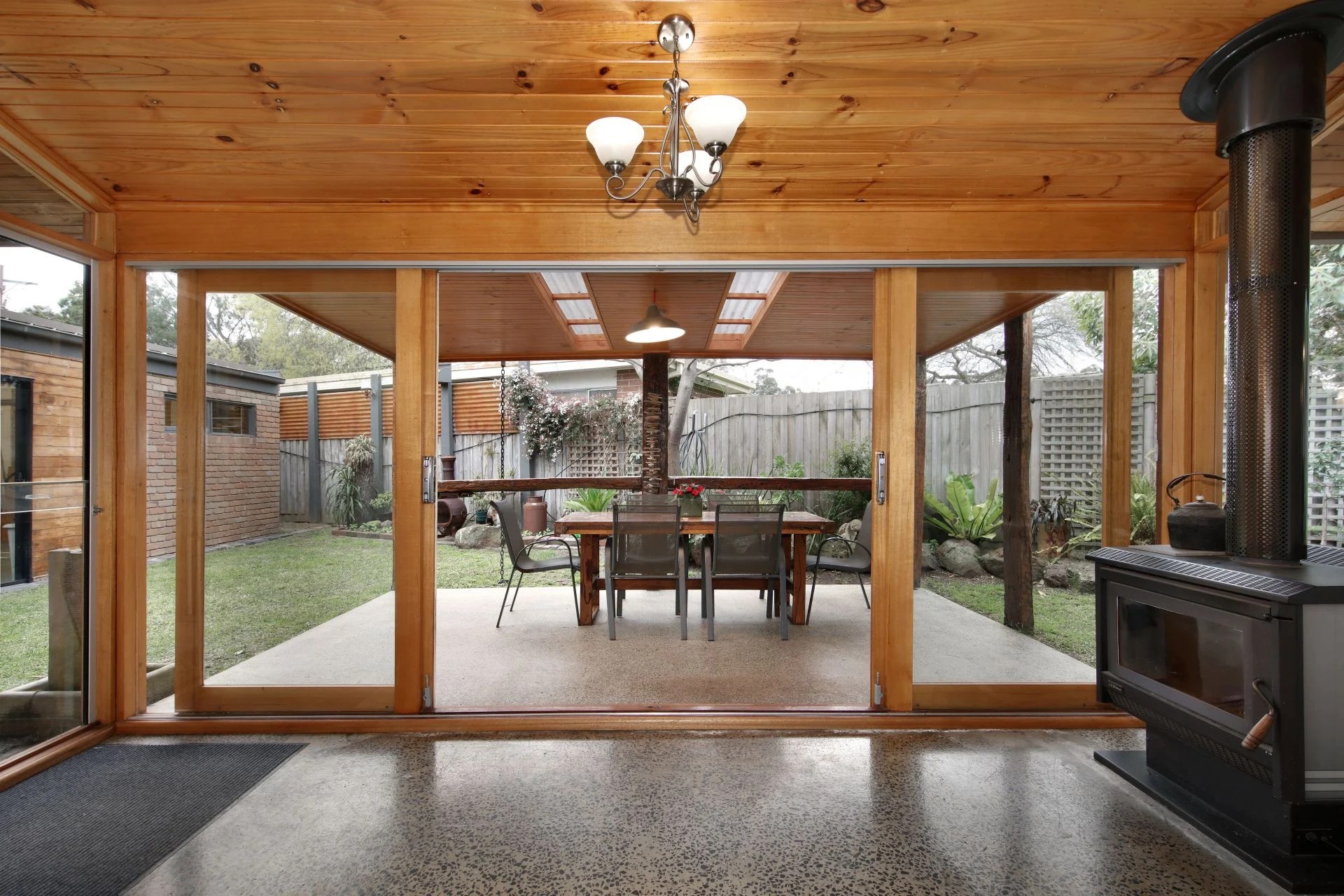 12 Riley Street, Oakleigh South OBrien Real Estate