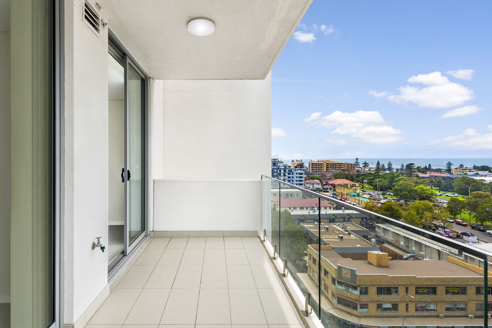 Real Estate For Sale 1002/4751 Crown Street Wollongong , NSW