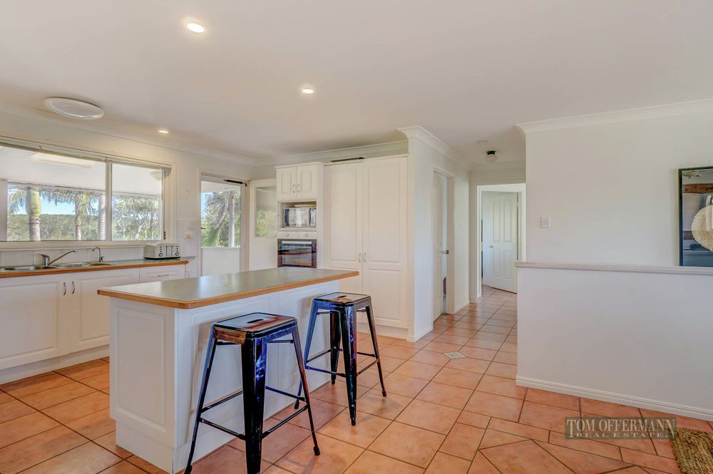 Real Estate For Sale 13 Moonbeam Crescent Castaways Beach , QLD