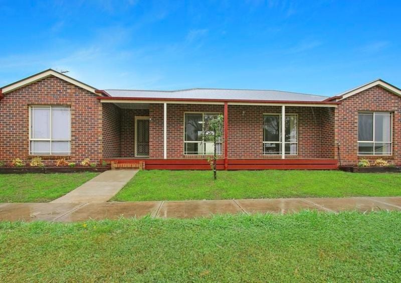 1/13 Peppermint Place, BENALLA Living Here Benalla
