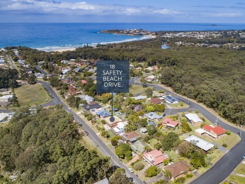 For Sale 18 Safety Beach Drive Safety Beach , NSW