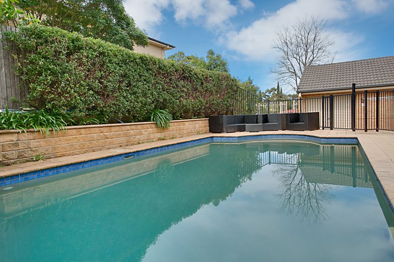 Real Estate For Sale 16 Homestead Circuit Macquarie Links , NSW