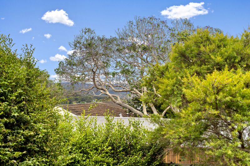 Real Estate For Sale 18 Karoola Street Narraweena , NSW