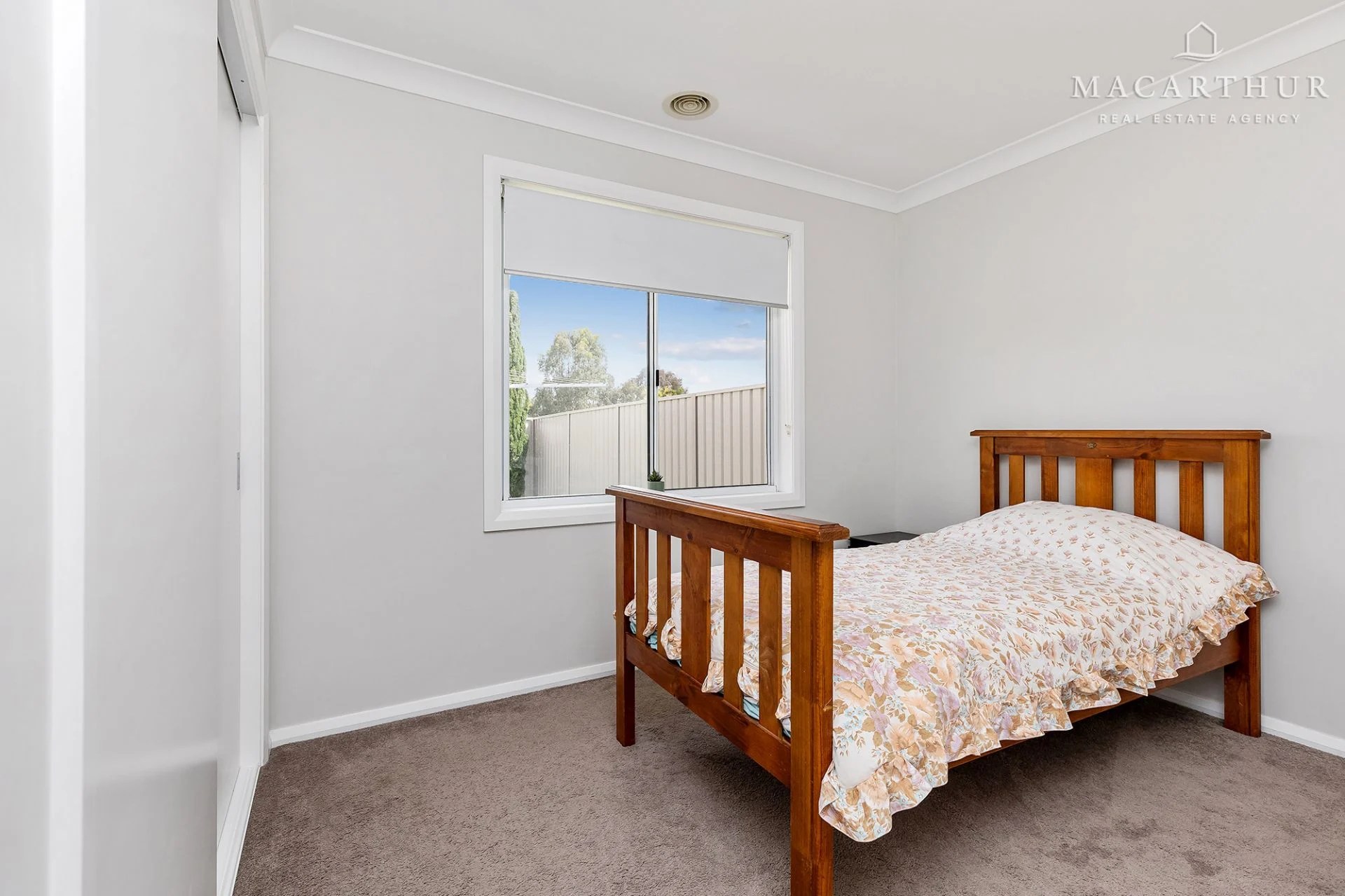 1/8 Kellerman Crescent, Boorooma Macarthur Real Estate Agency