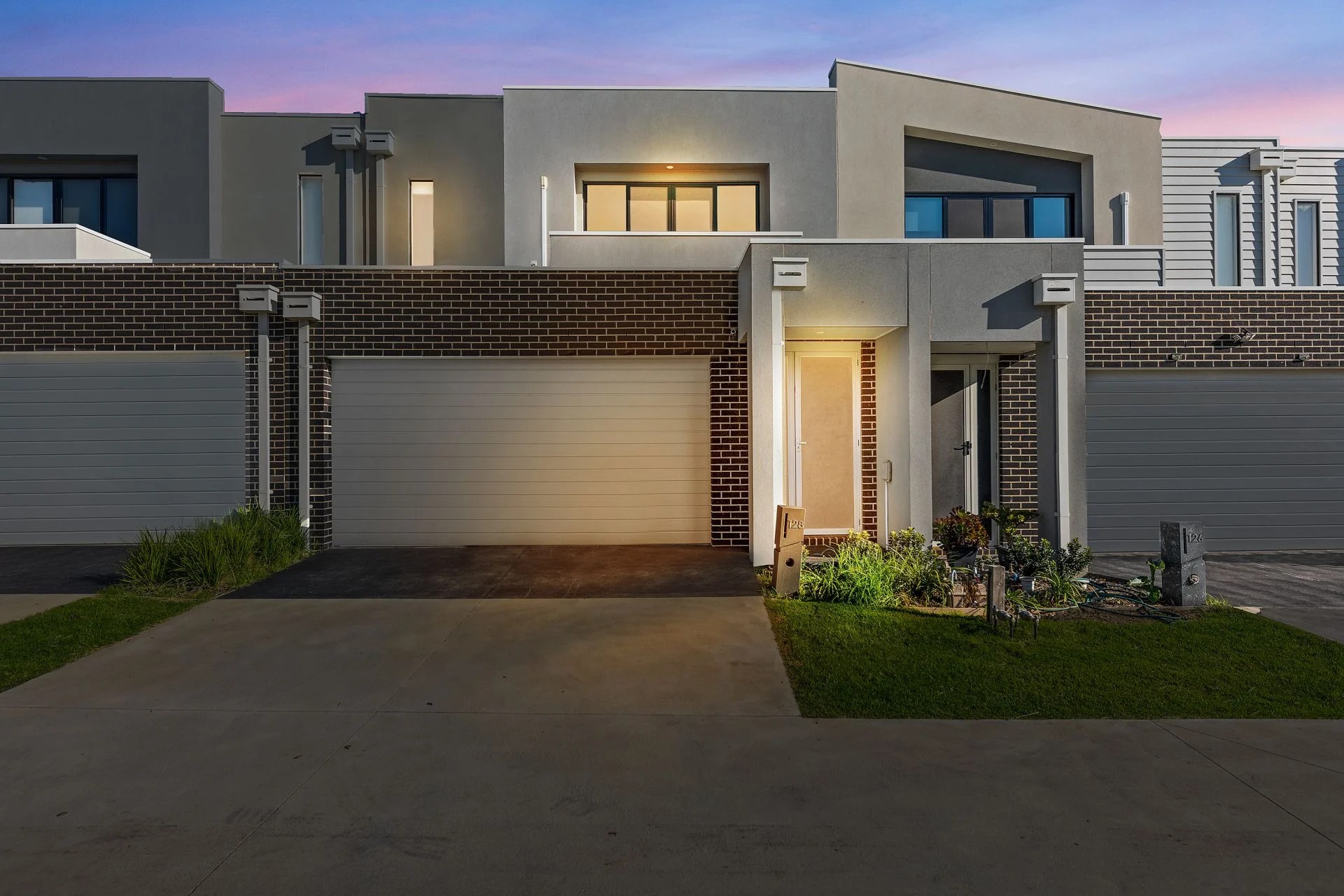 128 Willow Glen Boulevard, Cranbourne OBrien Real Estate