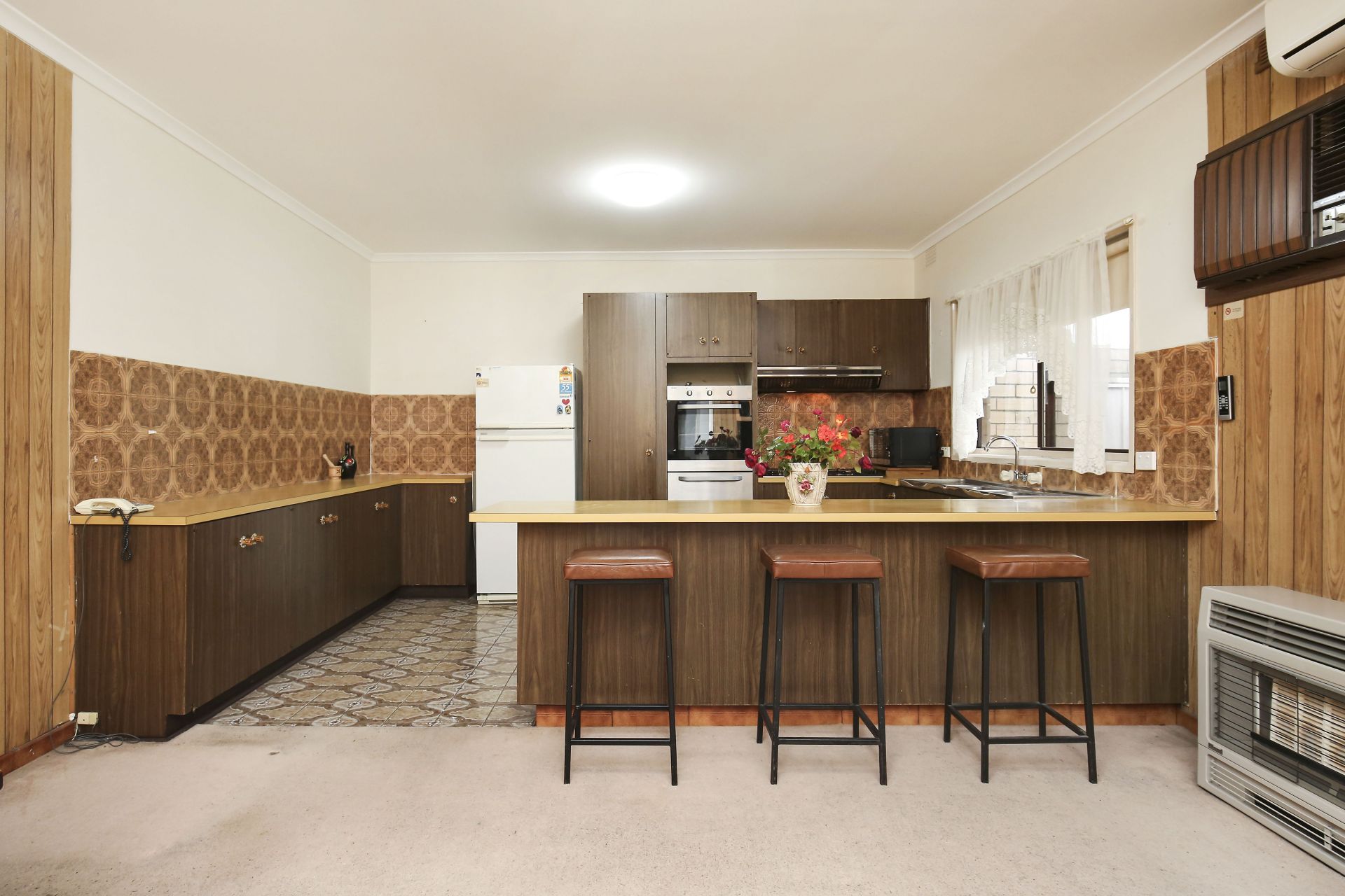 Real Estate For Sale 5 Mindoro Crescent Lalor , VIC