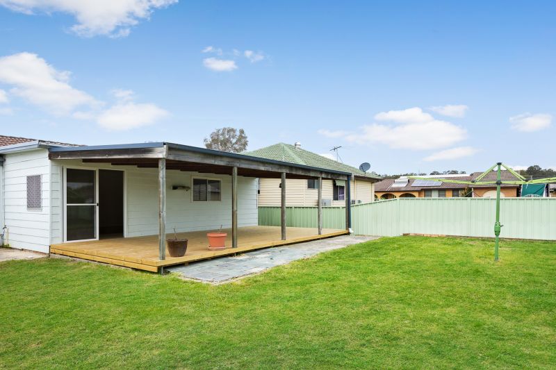 Real Estate For Sale 17 Appleton Avenue Weston , NSW