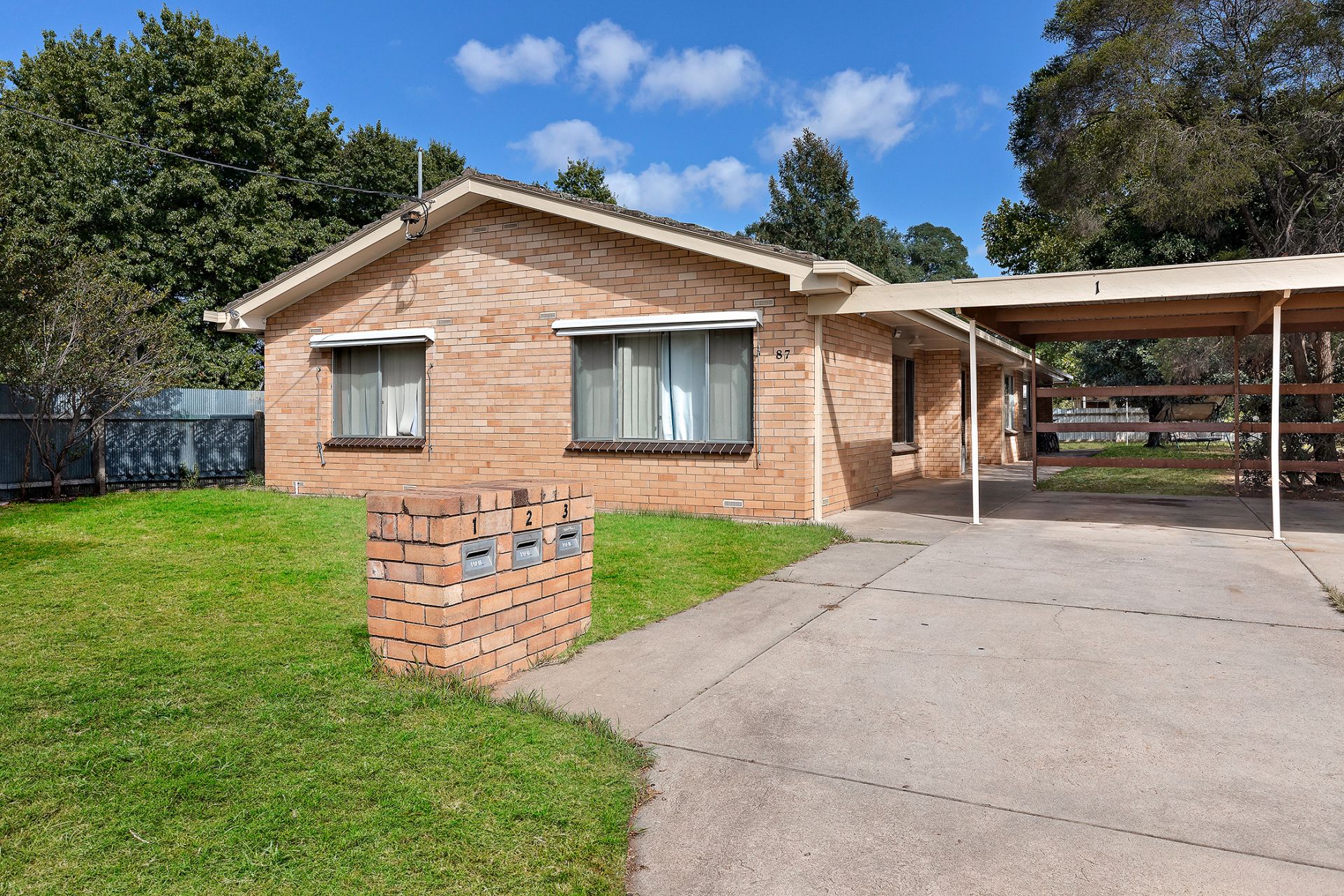 Real Estate For Lease 2/87 William Street Wodonga , VIC