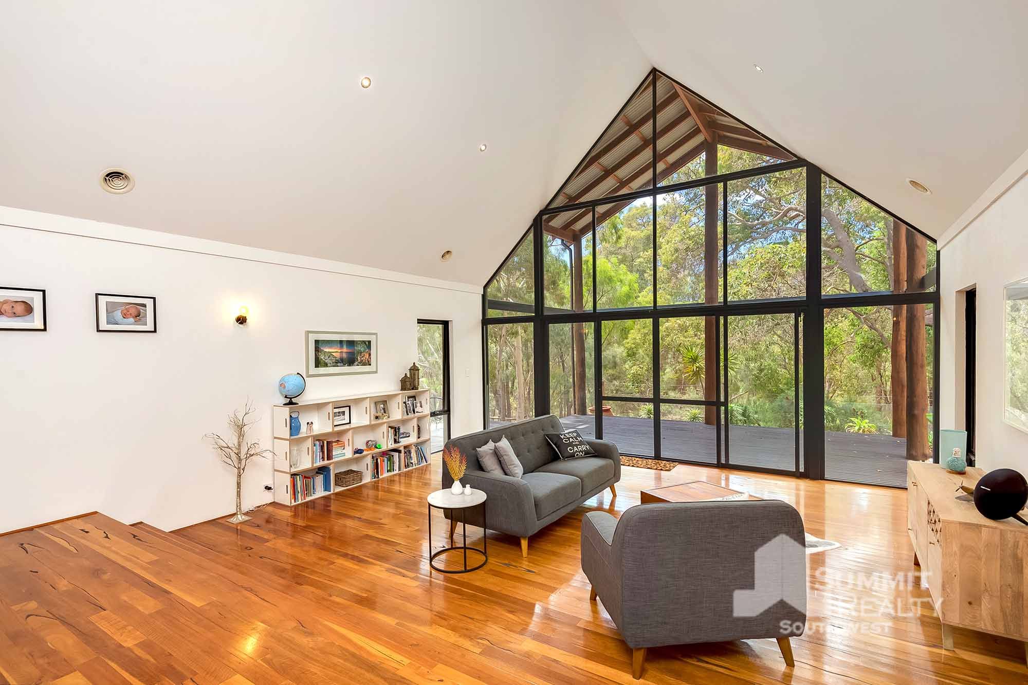 Real Estate For Sale 17 Gascoyne Circle Millbridge , WA